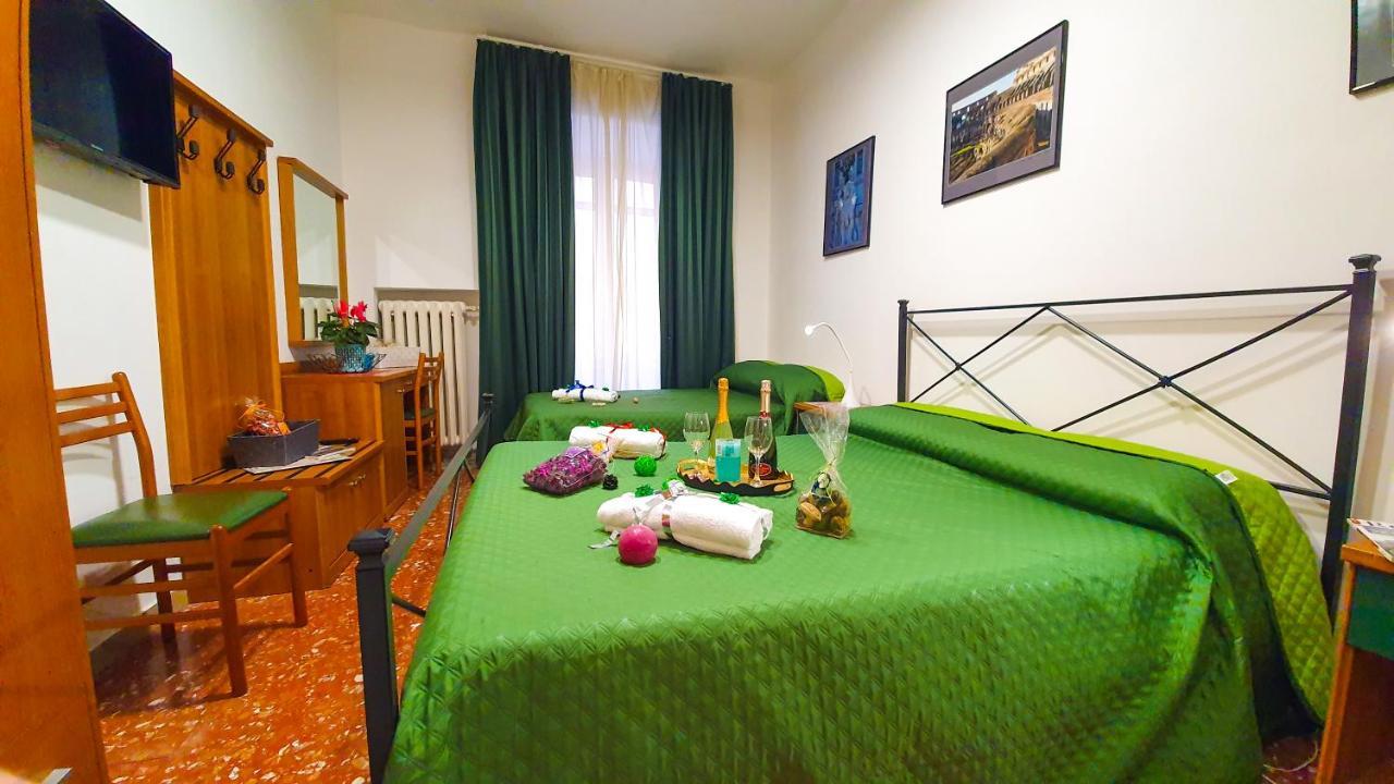 La Casa Verde Roma - Free Secure Parking If You Book 3 Nights Hotel Exterior photo